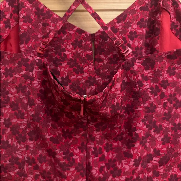 Y2K Express Large Pink Ditsy Floral Strappy Keyhole Mini Dress Romantic Party - Image 3