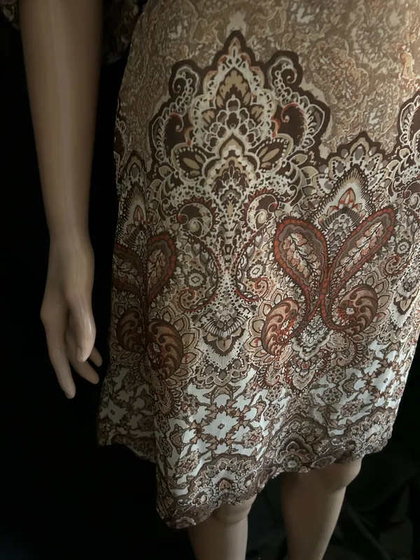 Wrangler Off-Shoulder Paisley Print Dress in Beige & Brown SM NWT - Image 6