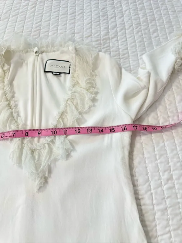 Alexis Barbara Azura Ivory Bell Long Sleeves V-Neck Ruffle Mini Dress Boho Sz M - Image 8