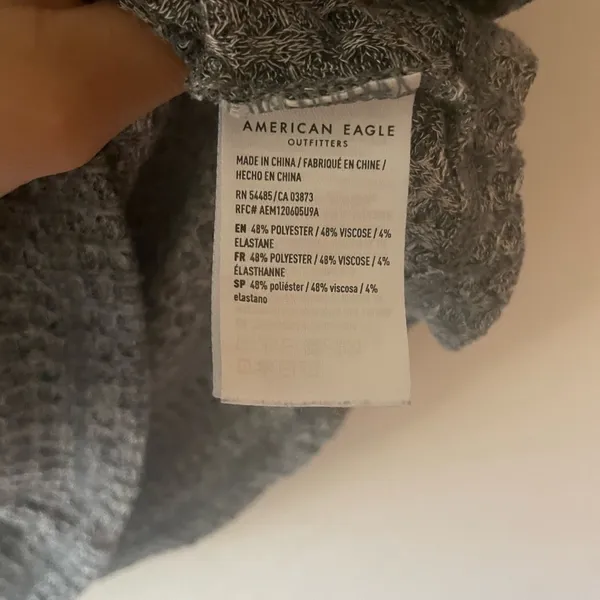 American‎ Eagle Knit V-Neck Sweater Lightweight - Image 3