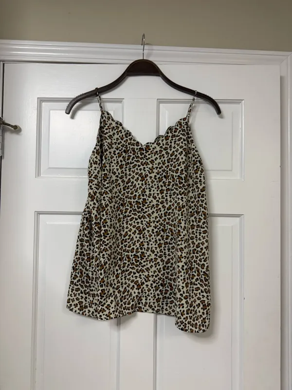 JODIFL Leopard Print Top in Brown and Black - Image 5