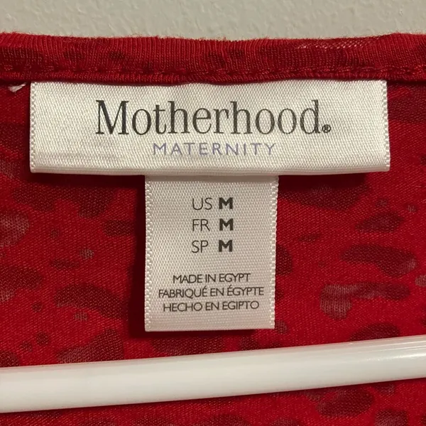 Motherhood Maternity Christmas Long sleeve Tee with side rouching medium‎ - Image 3