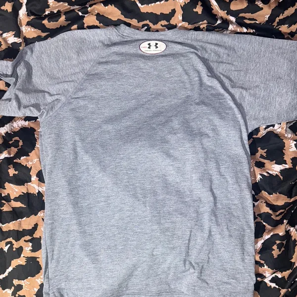 UMD Under Armour Gray T-Shirt with Red Terps Logo University of Maryland - Image 3
