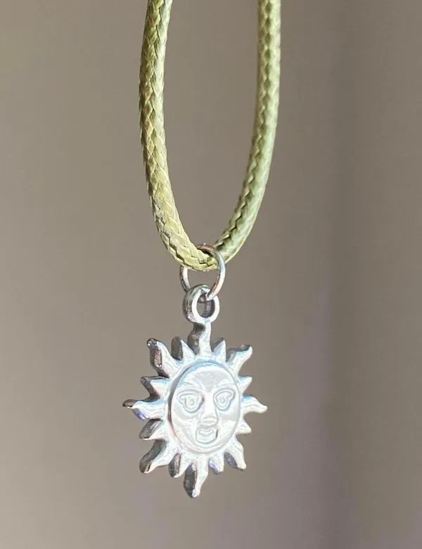 stainless steel sun boho retro vintage style necklace☀️ - Image 5