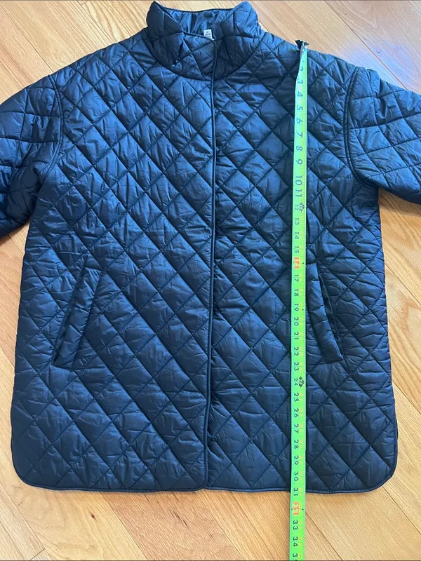 Quilted Black Women's Coat XL - Image 4