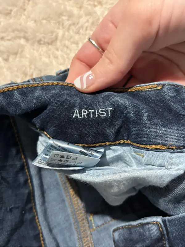 American eagle artist size 2 jeans - Image 5