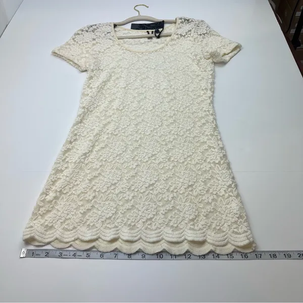 BKE‎ Boutique Buckle Cream Stretch Lace Mini Dress Tunic Womens Medium NEW *FLAW - Image 11