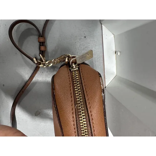 Michael Kors Jet Set East West Crossbody Bag Luggage Saffiano Leather Gold Chain - Image 6