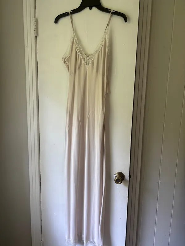 Gianni Bini Dress with Lace Details - Image 2
