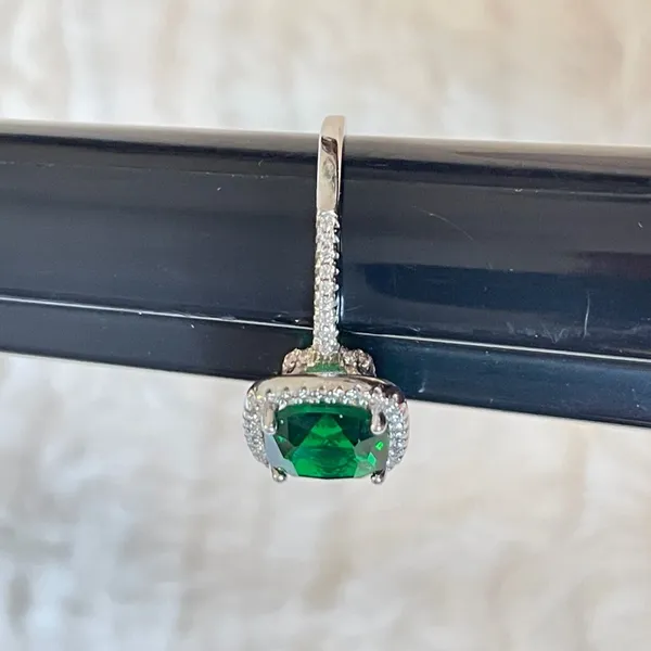 925 Sterling Silver Green CZ Halo Ring Size 10.75 Cushion Cut Emerald Green - Image 6