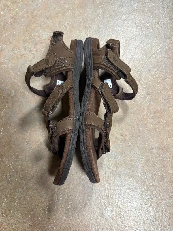 New Balance Maya Sandals Brown Nubuck Straps Comfort Arch Outdoor 9 - Image 4