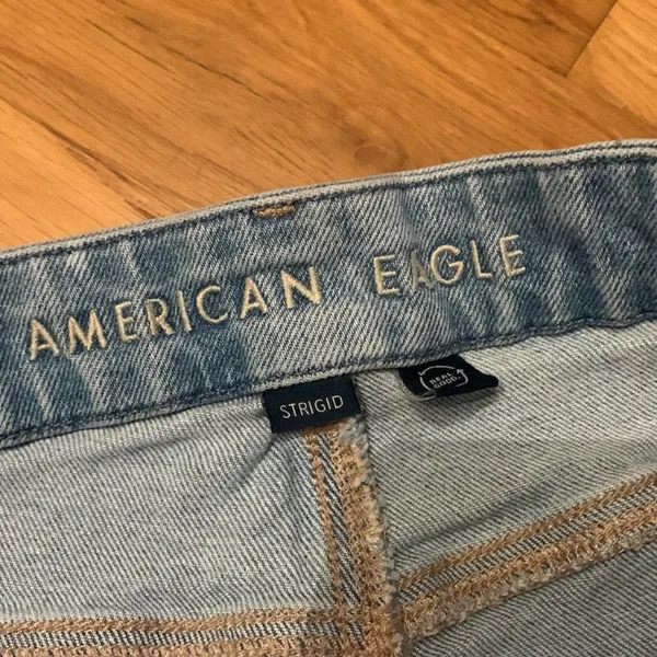 American Eagle Outfitters Light Blue Distressed Jeans - Image 3