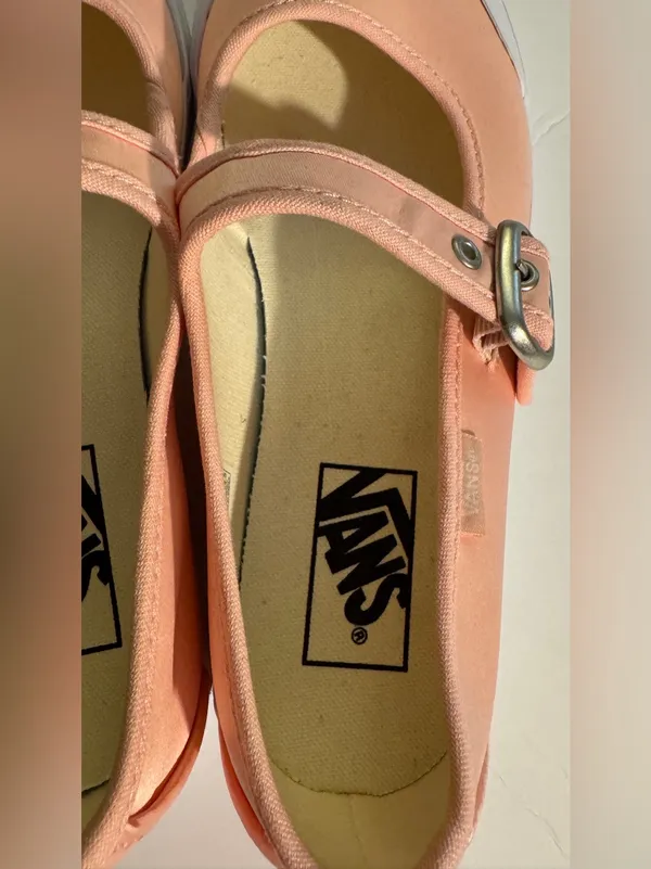 Vans Peach Mary Jane Platform Flats with Buckle size M6.5 W8 NWOB - Image 13