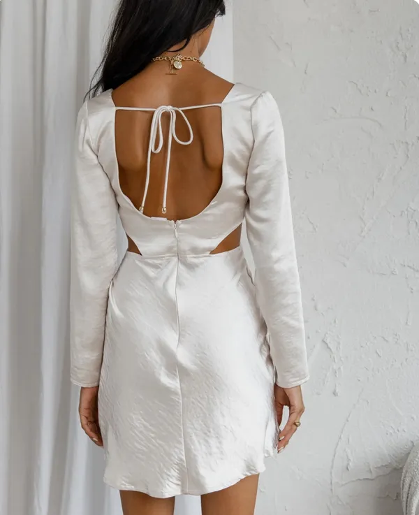 Selfie Leslie Dress - Image 2