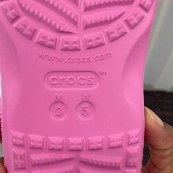 Croc sandals, women’s size 5 - Image 5