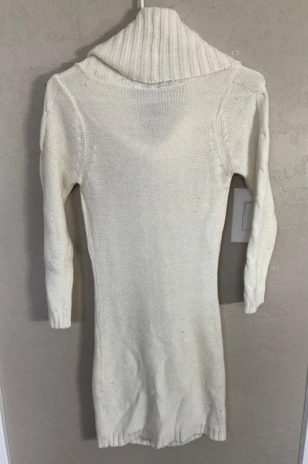 Sweater - Image 2