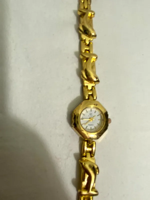 Almas Dolphin Link Bracelet Watch Gold Tone Quartz Womens Novelty Dolphin Watch - Image 3