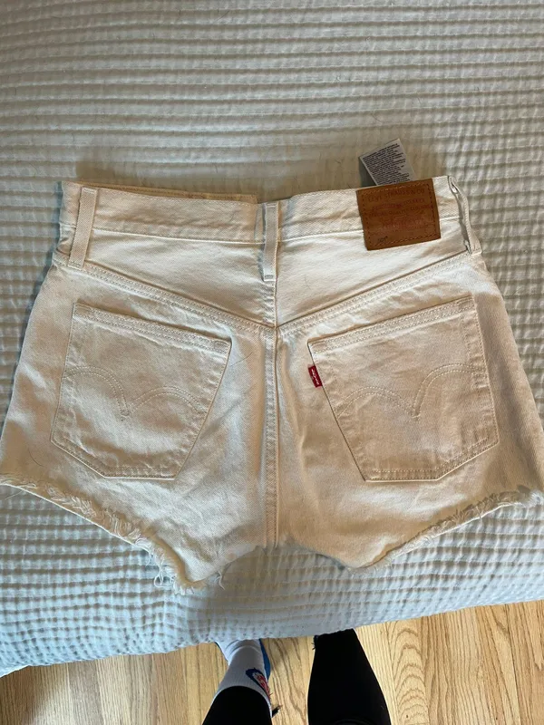 Levi's 501 Shorts - Image 4