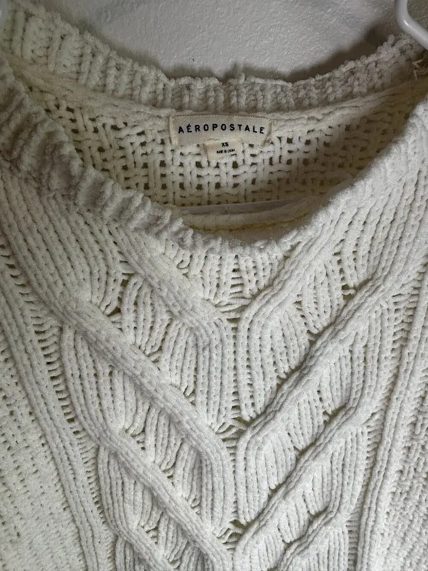 Aeropostale White Winter sweater / Coat - Size XS (Like New) - Image 3