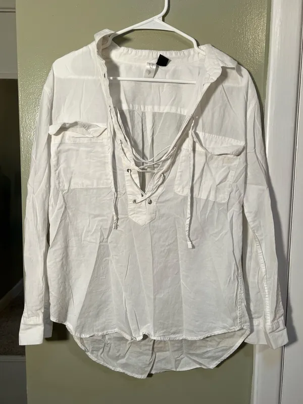 RD Style Women’s Sz Medium Lace Up Top Long Sleeve Collared Chest Pockets Cotton - Image 2