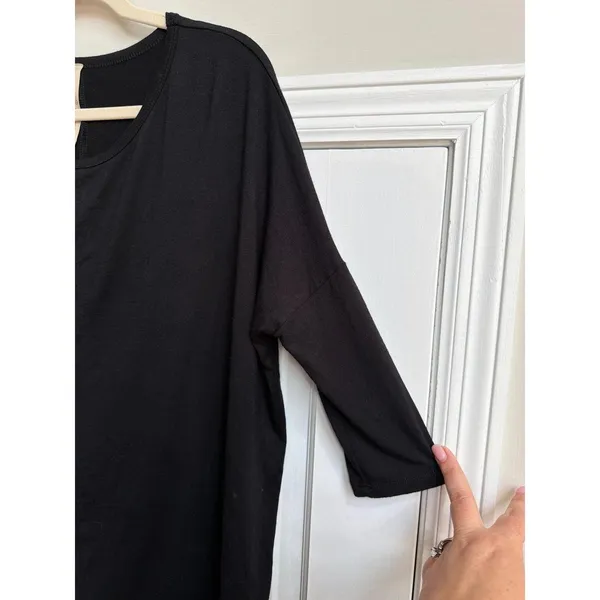 Natural Life relaxed-fit knit black shirt women's small - Image 2