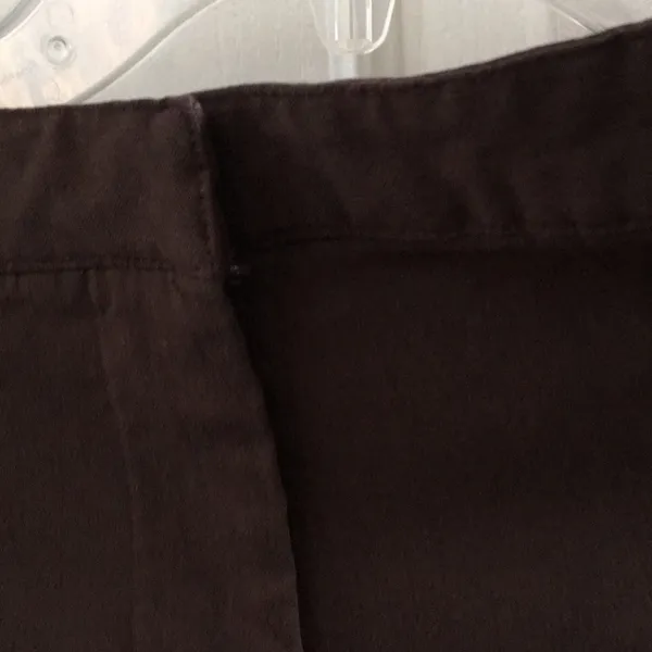 FINAL MARKDOWN Junior express slacks 5/6 - Image 3