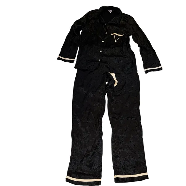 Victoria's Secret Black satin polka dot pajamas - Image 4