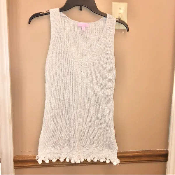 Lilly‎ Pulitzer Jaya Sweater V Neck Pom Pom Tank Top Metallic Grey XS - Image 3