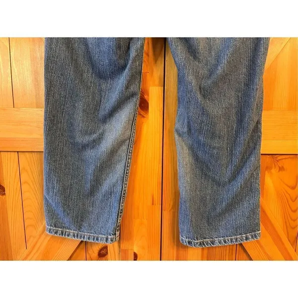 DKNY Jeans Womens 10 Blue Denim Capri (3740) - Image 5