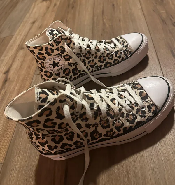 Cheetah print converse  - Image 2