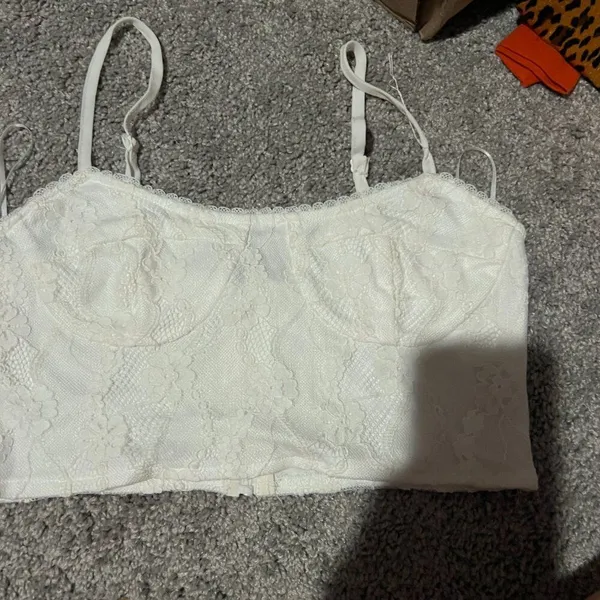 Superdown Marianne lace‎ top Small - Image 4