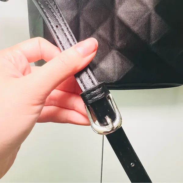 Fashionable Trendy Simple Black Ladies Single Shoulder Square Bag Crossbody Bag - Image 7