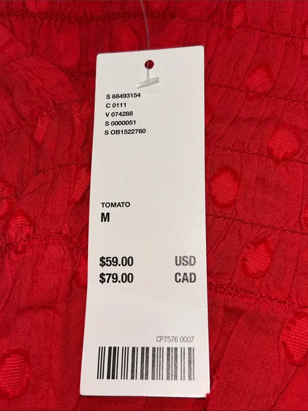 Urban Outfitters Red Ruffled Smocked V-Neck Crop Tank Size Medium - Image 8