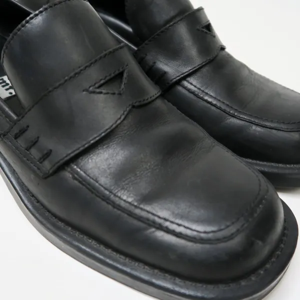 Vintage 90s Whitemt Black Leather Heeled Loafers - Brookline - Image 7