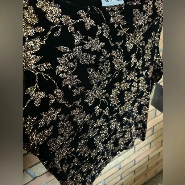 METAPHOR Black Top Women's Large Stretch Tank Gold Glitter Holiday Sparkle NWT - Image 4