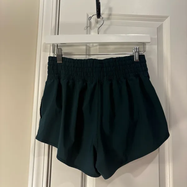 Offline by Aerie Low Rise Mini Activewear Skort Size Women’s Small - Image 4