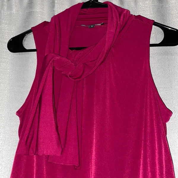 Express Magenta Side Front Tie Sleeveless Banded Waist Blouse - Image 3