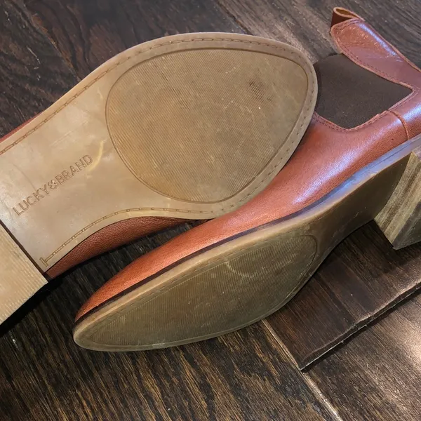 Lucky brand leather ankle booties size 8 1/2 - Image 3