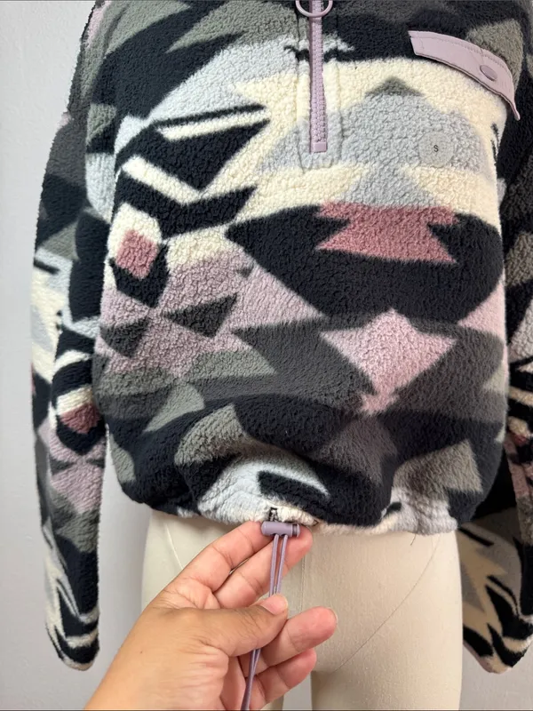 Aeropostale Geometric Sherpa Half-Zip Pullover - Image 5