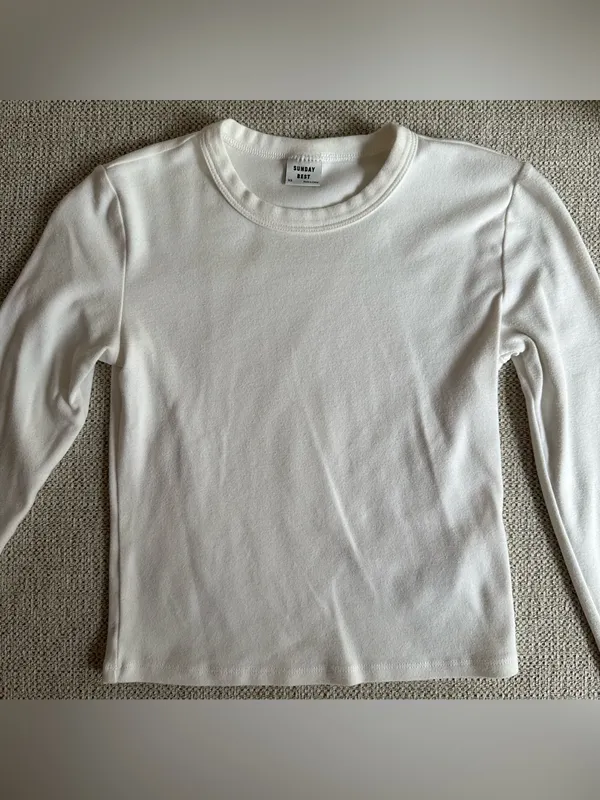 ARITZIA Sunday Best White Long Sleeve - Image 2