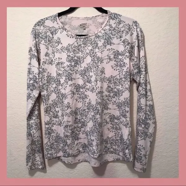 *30off3* NWOT.‎ Patagonia Floral Top. Medium Size.​ - Image 2