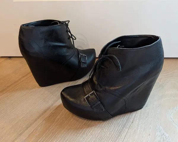 Steve Madden Wedge Booties - Image 3