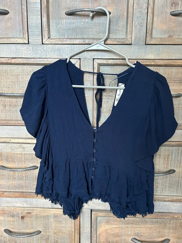 Blue flowy top - Image 3