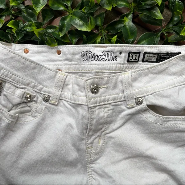 White Straight-Leg MISS ME Jeans - Image 4