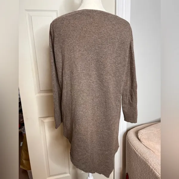 Joie Women's Cashmere Blend High-Low Sweater Sz M - Image 5