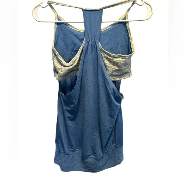 Lululemon Blue and yellow top with built in bra - Image 4
