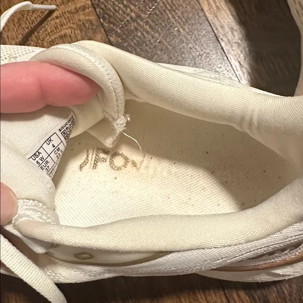 Saucony WOMEN'S RIDE 18 Vanilla Size 6 - Image 9