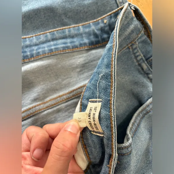 Madewell High Rise Crop Jeans - Image 3