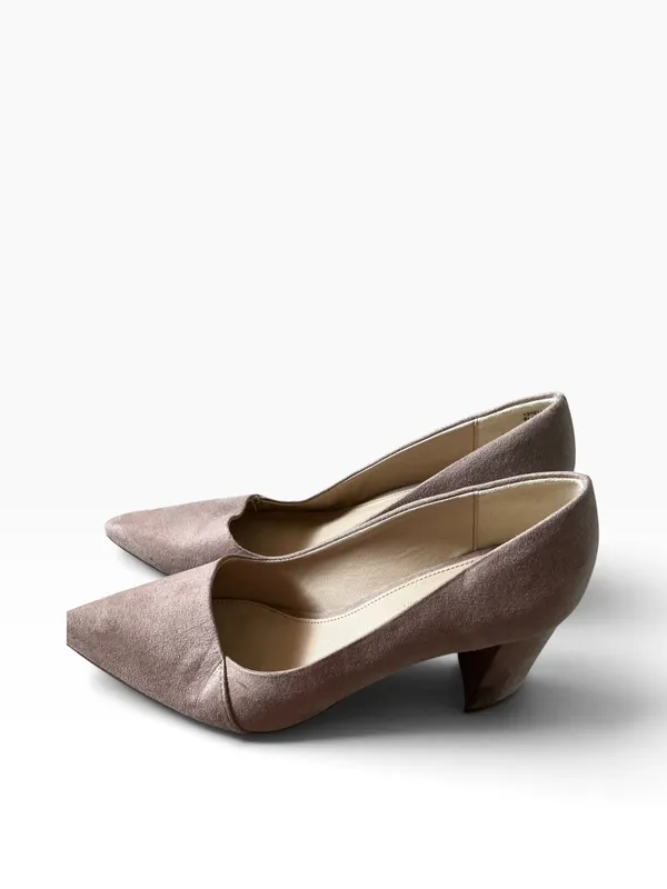 Michael Kors Elaina beige suede block heel pointy toe pumps shoes size 9 - Image 2