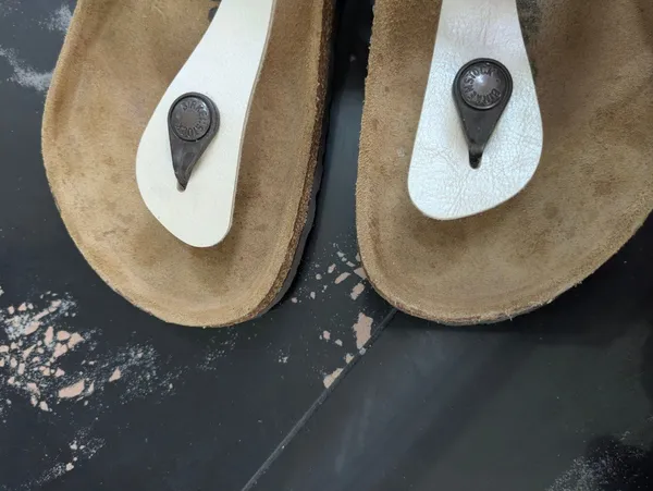 Birkenstock Gizeh Thong Sandals Size 37 - Image 4
